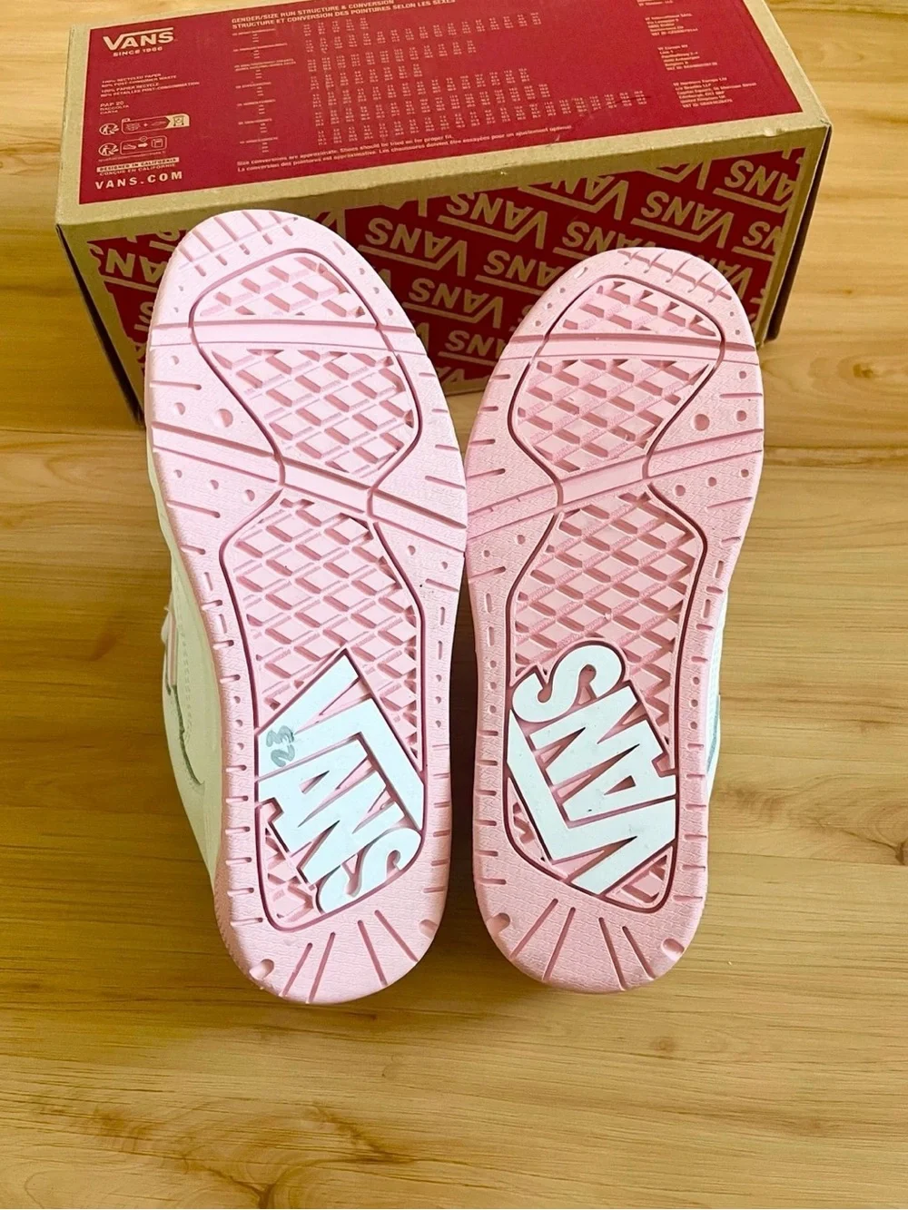 Vans Upland Mule Shoe Pop Pink Women 7.5 US